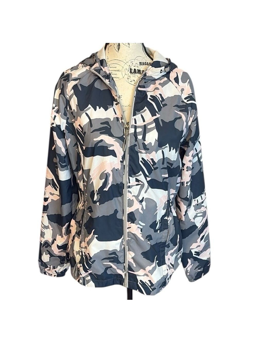 New Balance Women’s Abstract Camo Print Rain Jacket Blue Gray Multi Size M